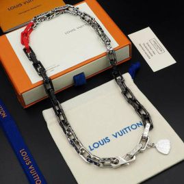 Picture of LV Necklace _SKULVnecklace07cly19312423